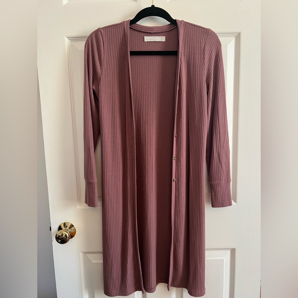 Abercrombie & Fitch Mauve Cardigan